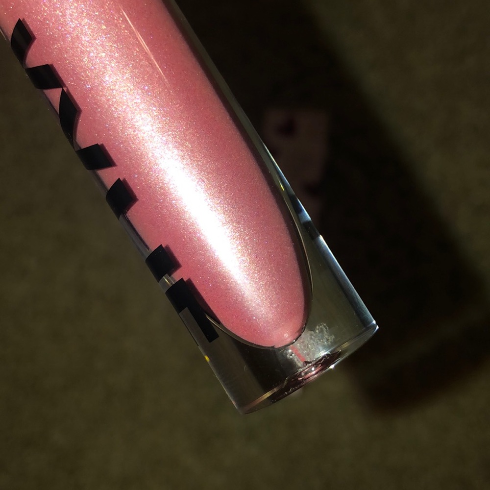 Kylie Jenner glitter eyes💖